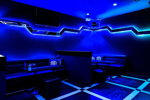 高松 ホスト EST店内4