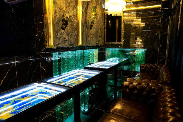 高松 ホスト EST店内7