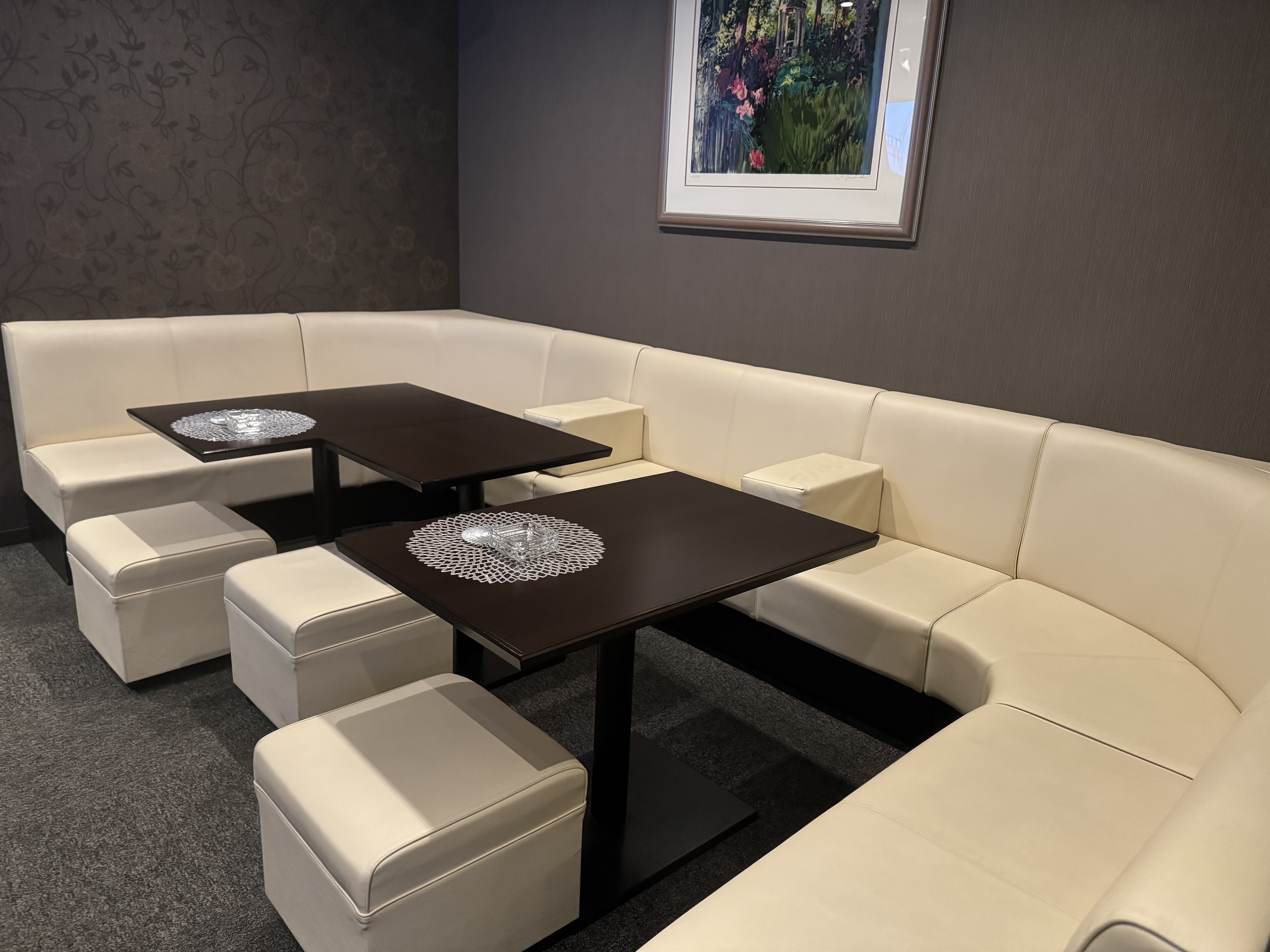  スナック Salon de Feliz店内2