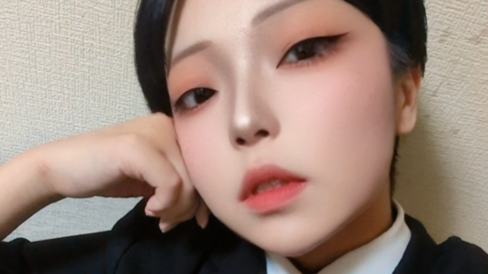 しゅ🐸