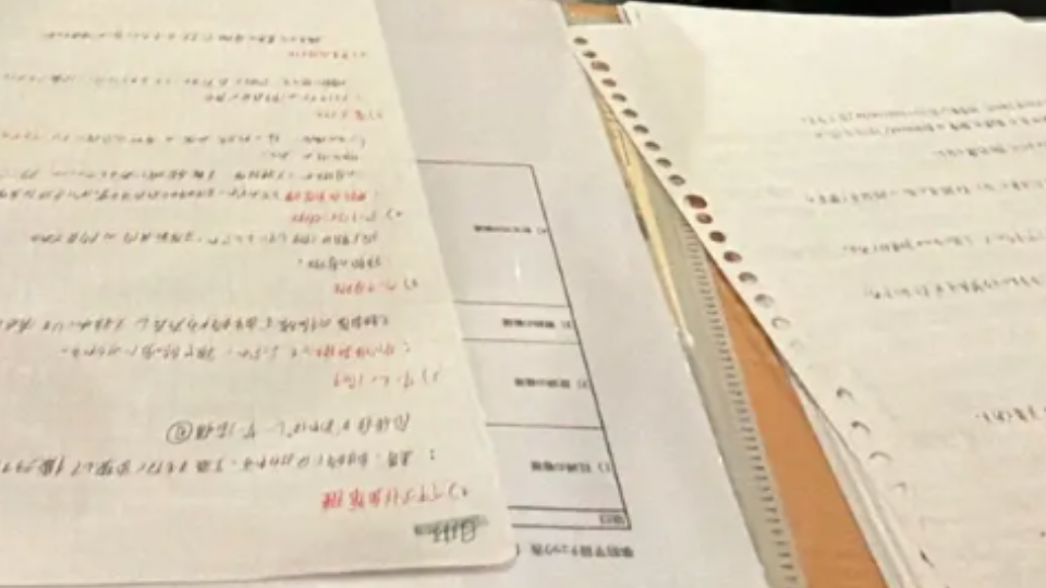 課題課題課題、、ひたすら課題をこなすだけの日々📄✍